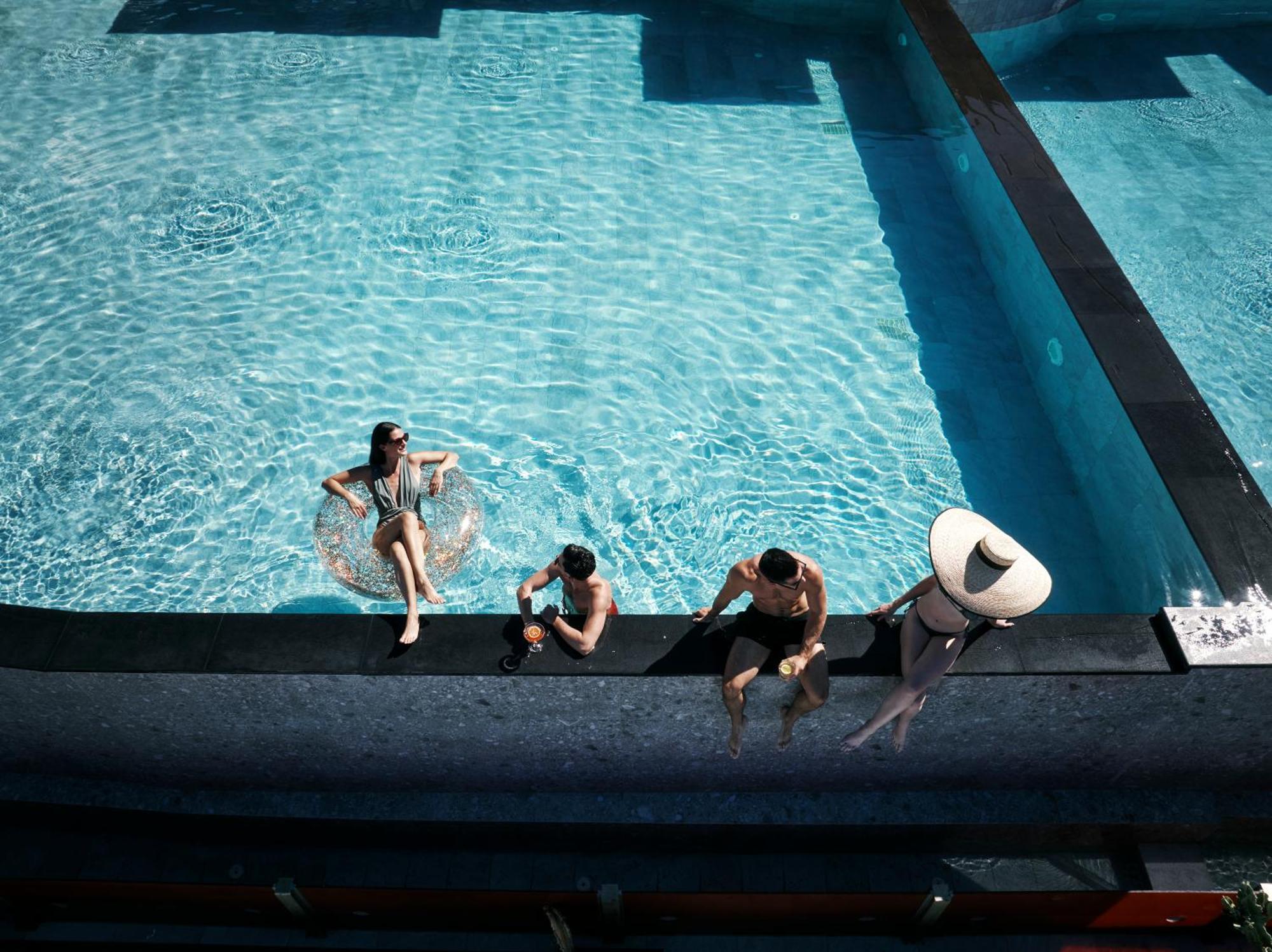 มิโคเนียน อวาตอน - ดีไซน์ โฮเต็ล Hotel Elia  ภายนอก รูปภาพ